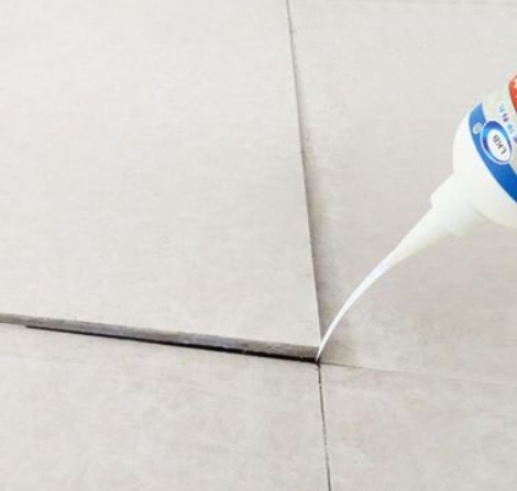 胶州瓷砖空鼓维修公司分享卫生间瓷砖脱落的原因可能有以下几点
